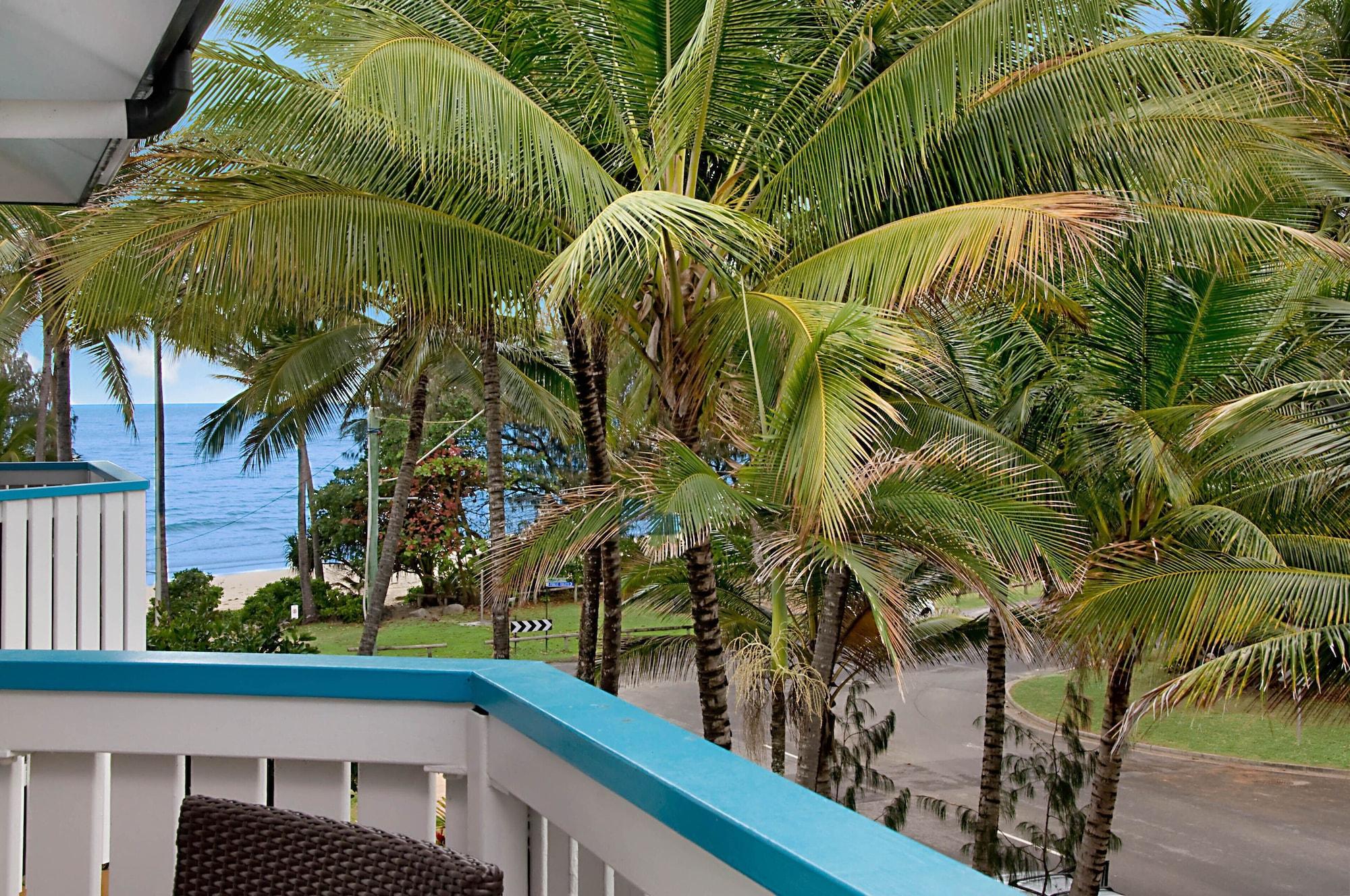 By The Sea Port Douglas apartamentos Exterior foto