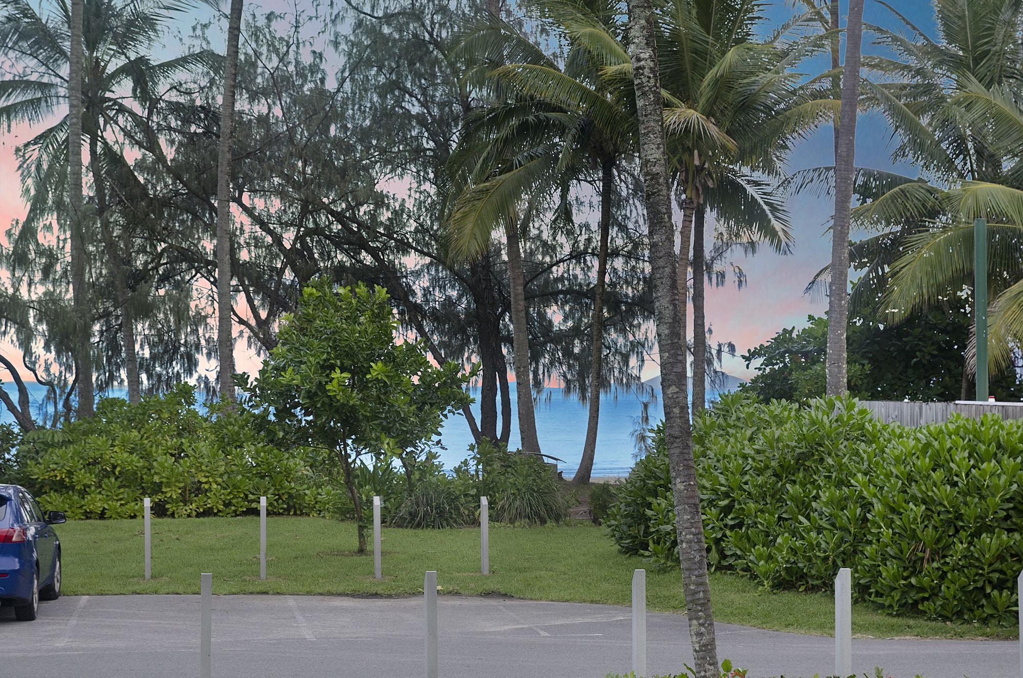 By The Sea Port Douglas apartamentos Exterior foto