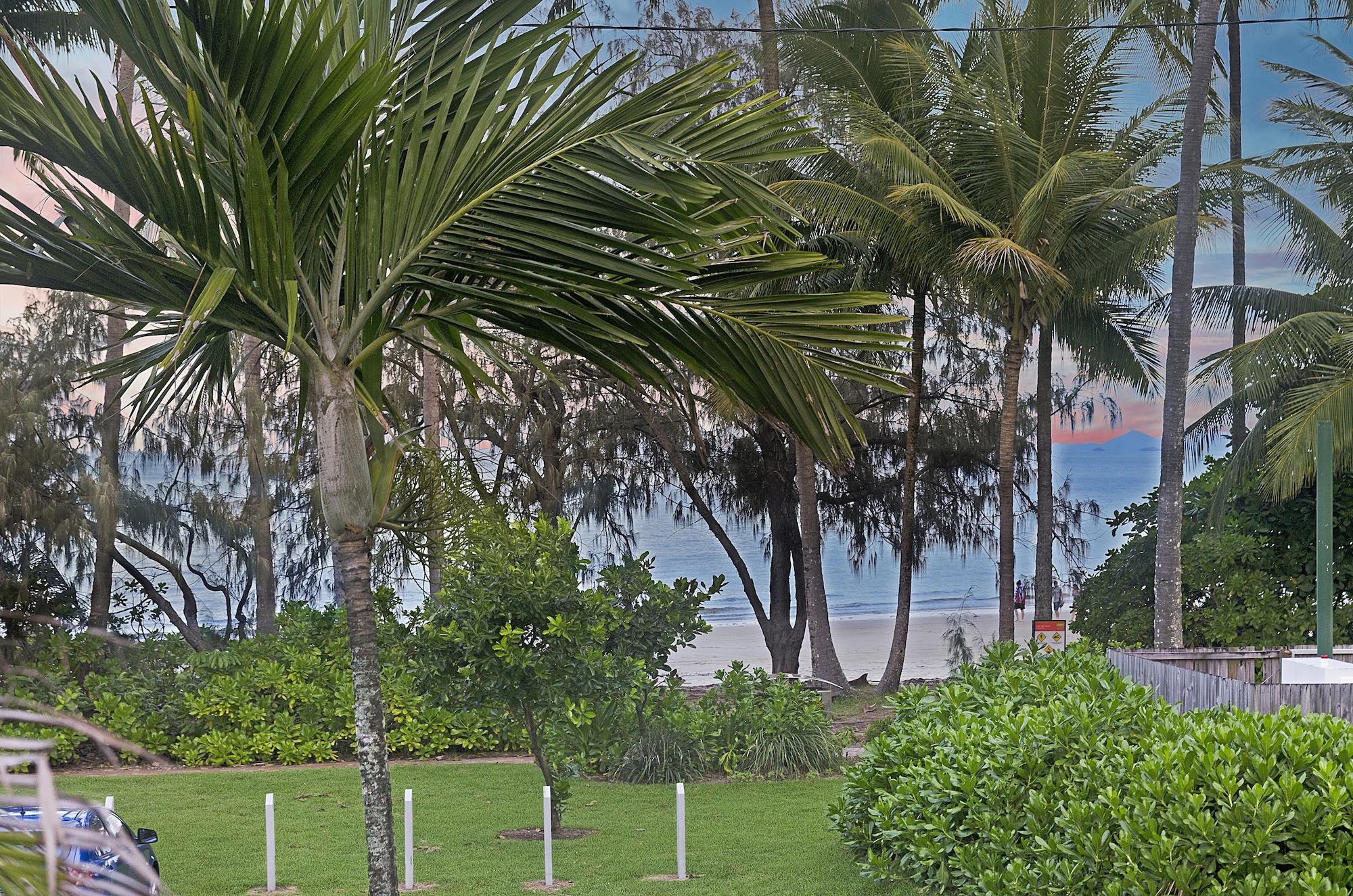 By The Sea Port Douglas apartamentos Exterior foto