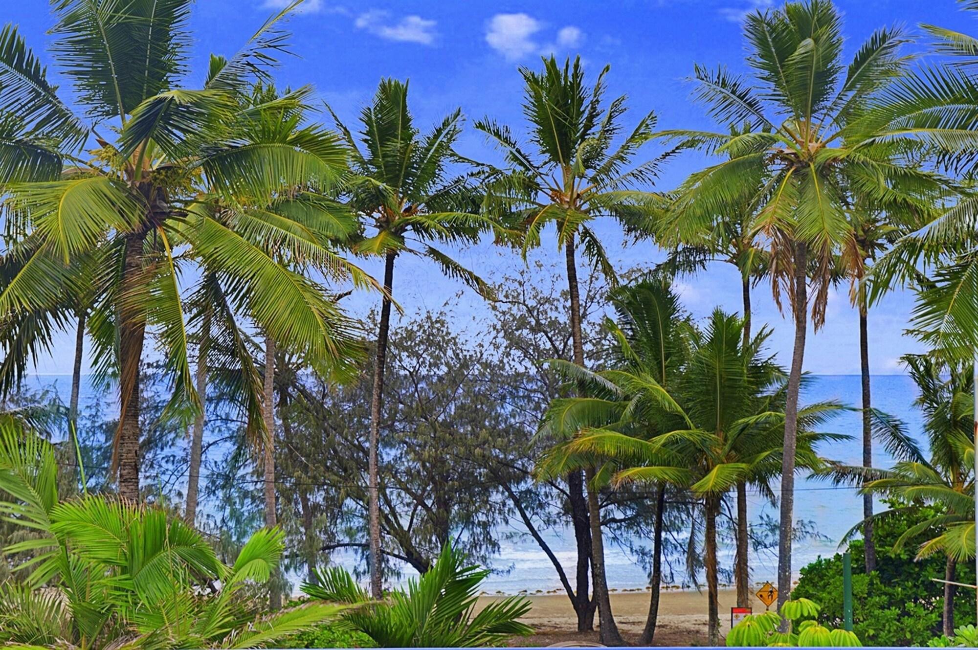 By The Sea Port Douglas apartamentos Exterior foto